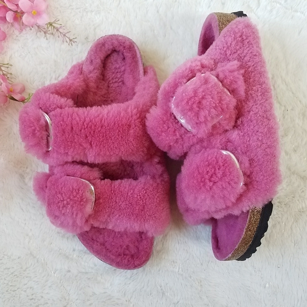 Birkenstock Arizona Big Buckle Shearling in Fuchsia Tulip